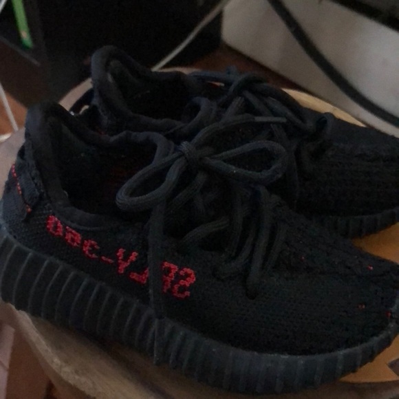 Yeezy Boost Toddler Sneakers Size 9 - Picture 1 of 5